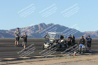 media/Oct-30-2025-Racers Edge (Thu) [[dabbdaf680]]/1-Around the Pits- Track Walk/
